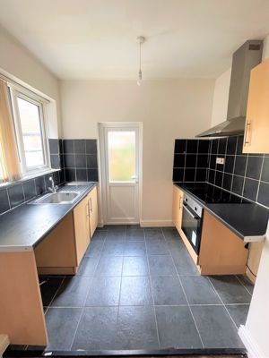 Photo 11- click for photo gallery